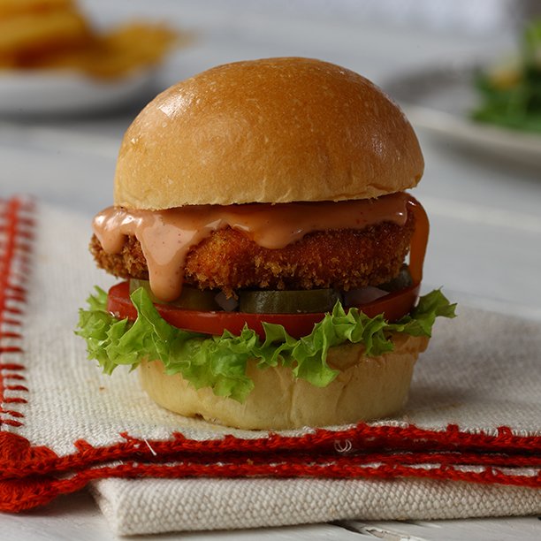 ProperSliders's tweet photo. Proper Crispy Chicken Slider with extra proper sauce. Why not :) #properchicken https://t.co/UB7SLDsXc7