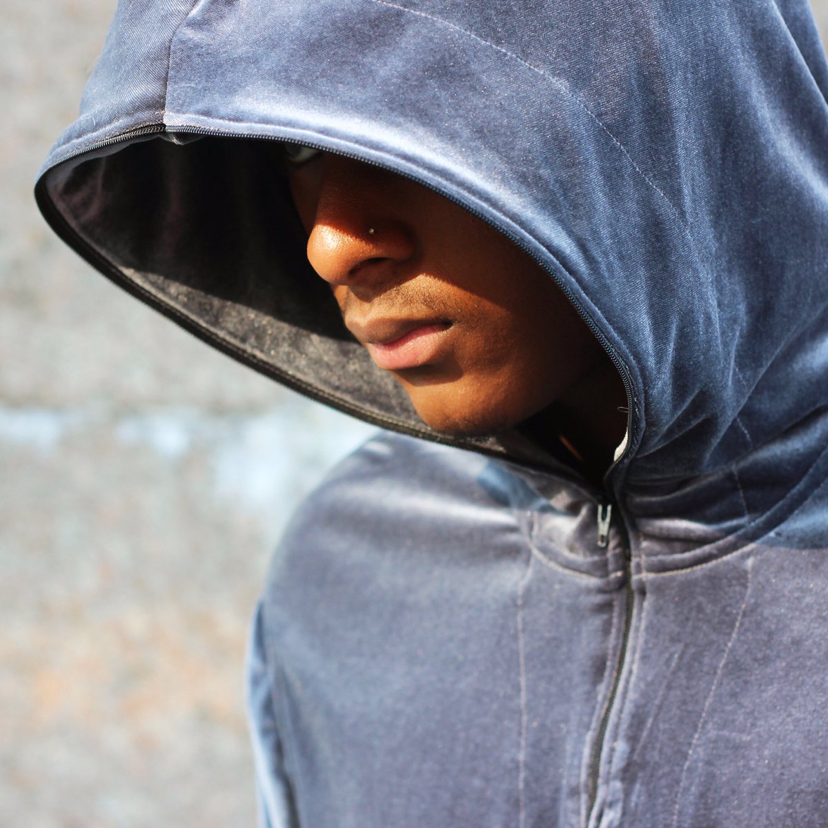 DeluxiumApparel's tweet photo. Our popular silver velvet zip hoodie available now on https://t.co/gWwdxhVulV

#deluxiumapparel #menswear #hoodie https://t.co/1g0xbrsvXW