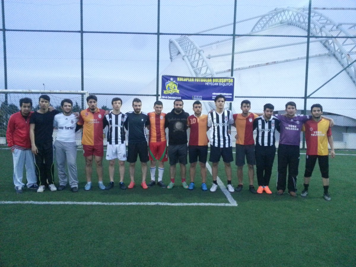 Kulübümüzün düzenlediği Kulüpler Arasi Futbol Turnuvasında@zirveultraslan - <a href="/Zirve_unibjk/">unibjk</a> karşilasti
#zirvedeFutbol