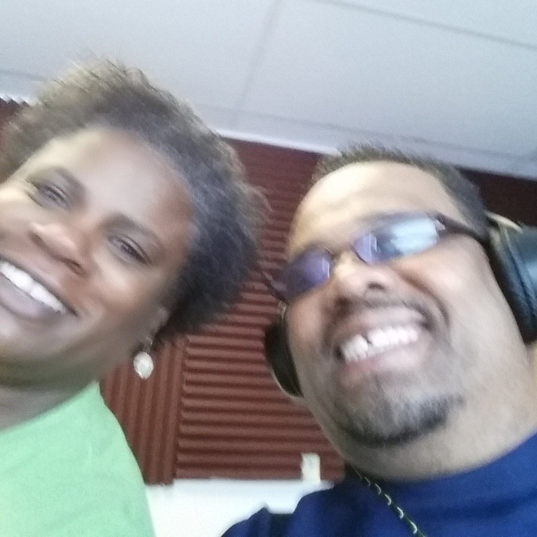 Vera Moore tweet media