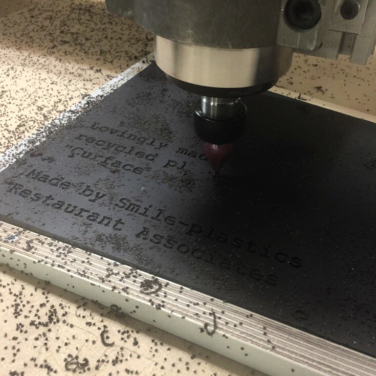 Sign writing <a href="/HubWorkshop/">Hub Workshop</a> with our #upcycled #coffee material for the <a href="/RA_Food/">RA FOOD</a> SocGen cafe