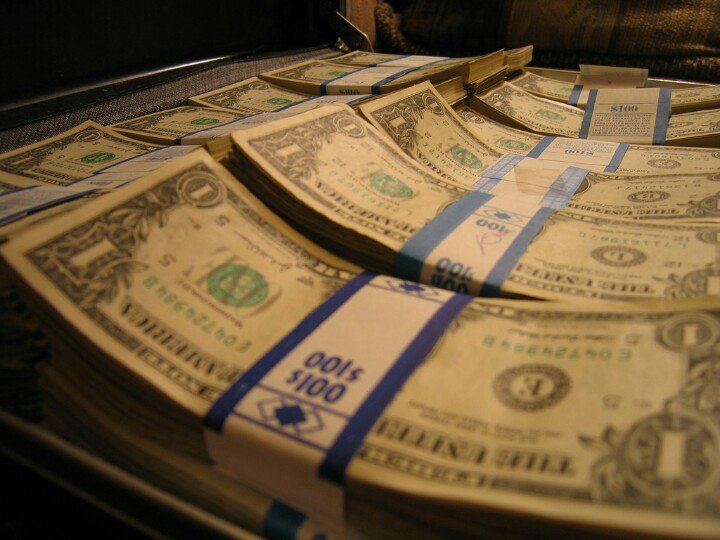Carl_Jonas's tweet photo. Så blir din sajt värd över 1.000.000:- - https://t.co/dA2pDrAiL2 - #OC4ALL https://t.co/pxn2LVuIDQ