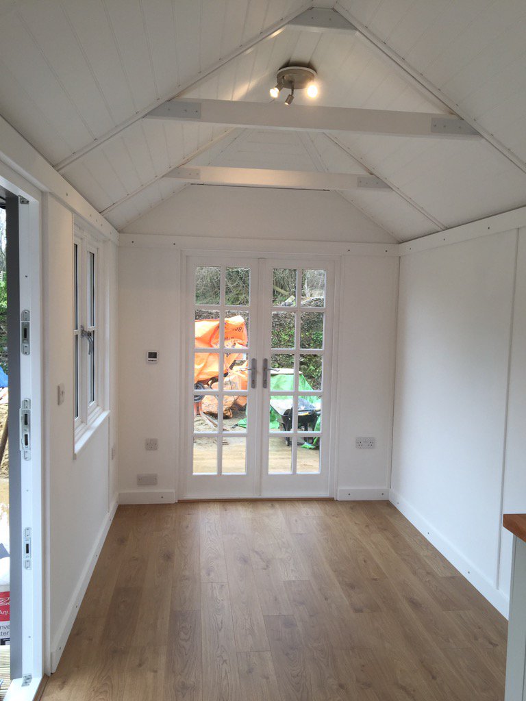 timelessgr's tweet photo. @timelessgr Pool house project complete. Traditional feel with a fresh, modern internal finish. https://t.co/Qv90EzvloT