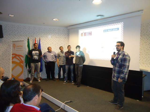 AngelGarRiv's tweet photo. Hoy hace 2 años desde que todo empezó.

Inolvidable ese @EideasE de 2014.
Equipo, proyectos y amistades.

#EiE14 https://t.co/zdzMzcDXeE
