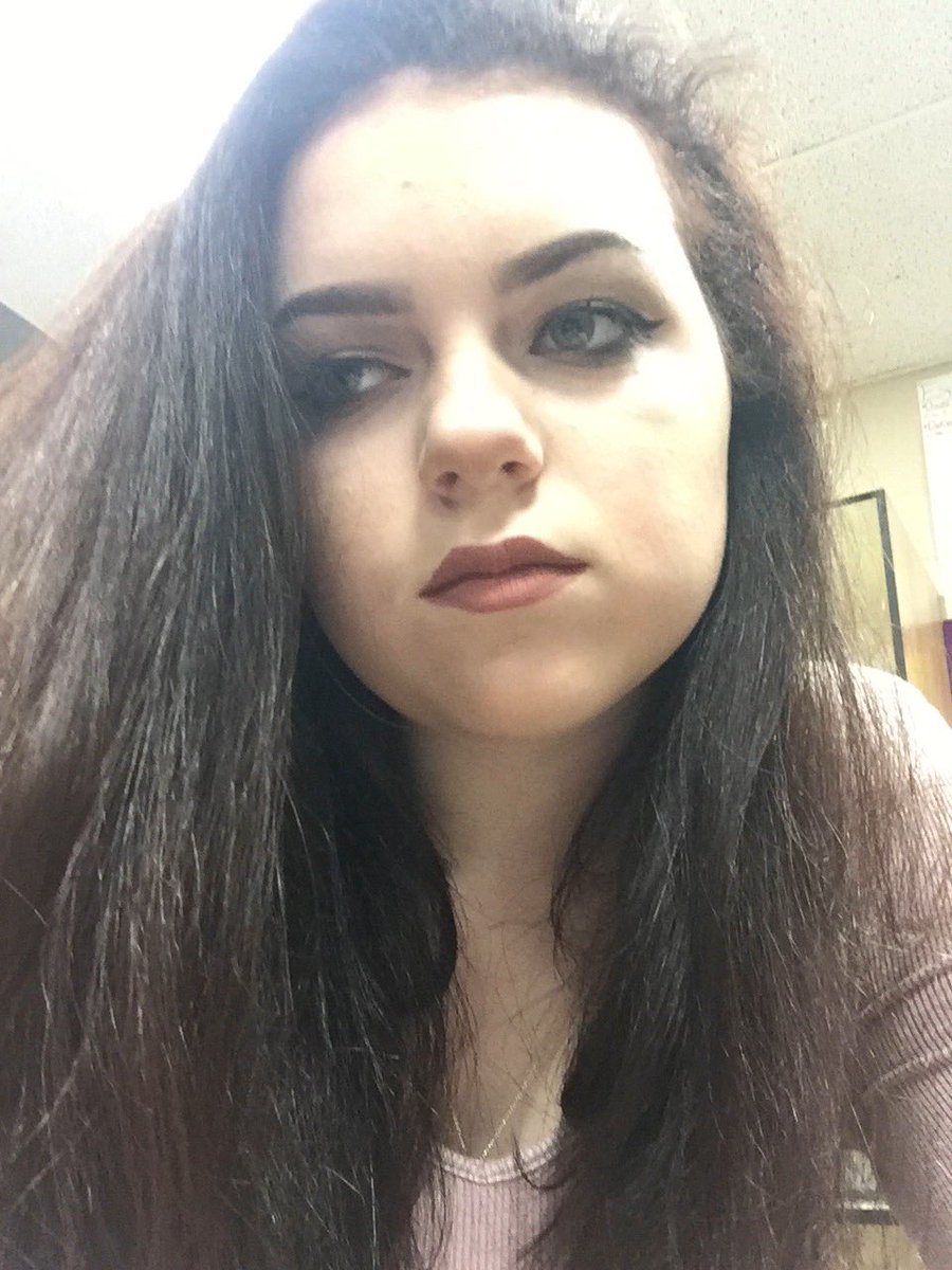 sharonlikins's tweet photo. Kid in 1st hour jus asked me, "woah! when did you go goth?" lol #firstdayadventures https://t.co/yL9jwAU62n