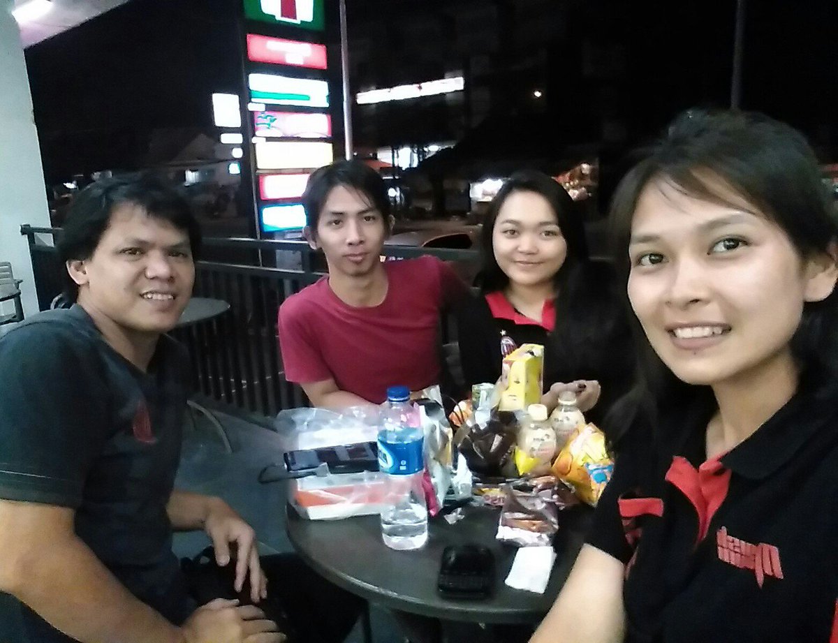 #milanistiindonesia #milanistimanado <a href="/NjelssChan/">AngelSarioa</a> @VJnesia @MonteMaldini @HerwinNaga8_ @milanistiUNIMA