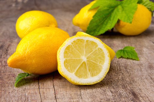 AbbeyEssentials's tweet photo. Diffuse: 2 drops Geranium, 3 drops Lemon, 3 drops Orange for a Spring Breeze. #essentialoils https://t.co/15p3fWQkKA
