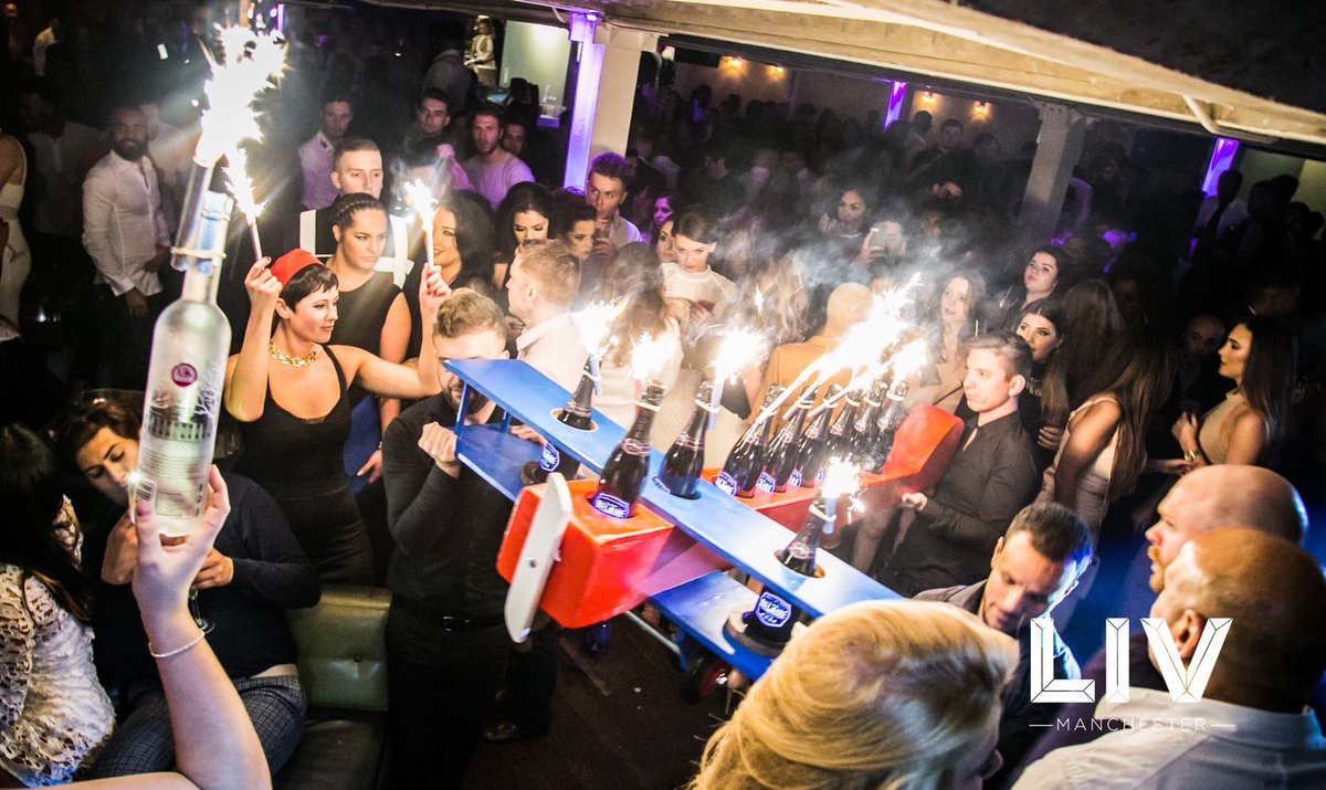 RyanJMooreX's tweet photo. Safe to say we went IN @clublivmcr Planes to the table Yano.. 👀@GazGShore @aarongill1990 @dapperlaughs @Lee15Carl 👊🏽 https://t.co/XAQpOMzOEG