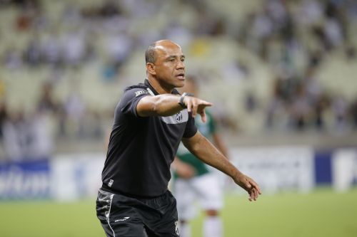 Ele voltou! Ceará anuncia Sérgio Soares como novo treinador do clube | bit.ly/1RU6Q4T