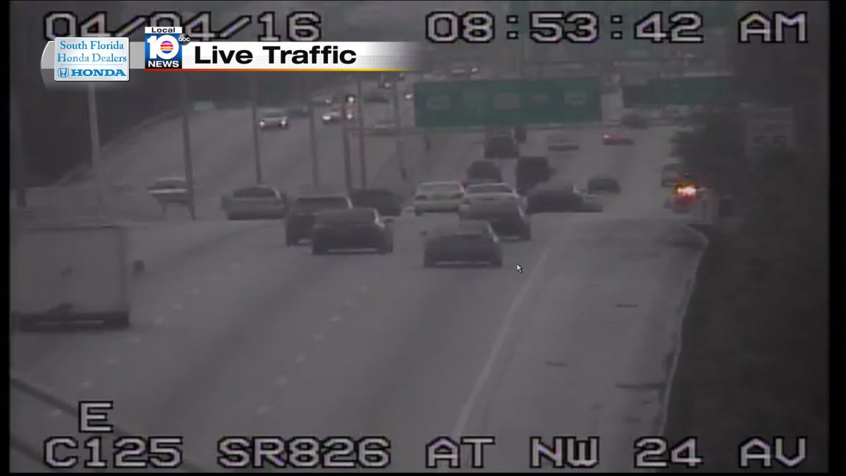 Crash on SR-826 EB & NW 27th Ave #TRAFFIC #MIAMI https://t.co/d9jVrWsZMT