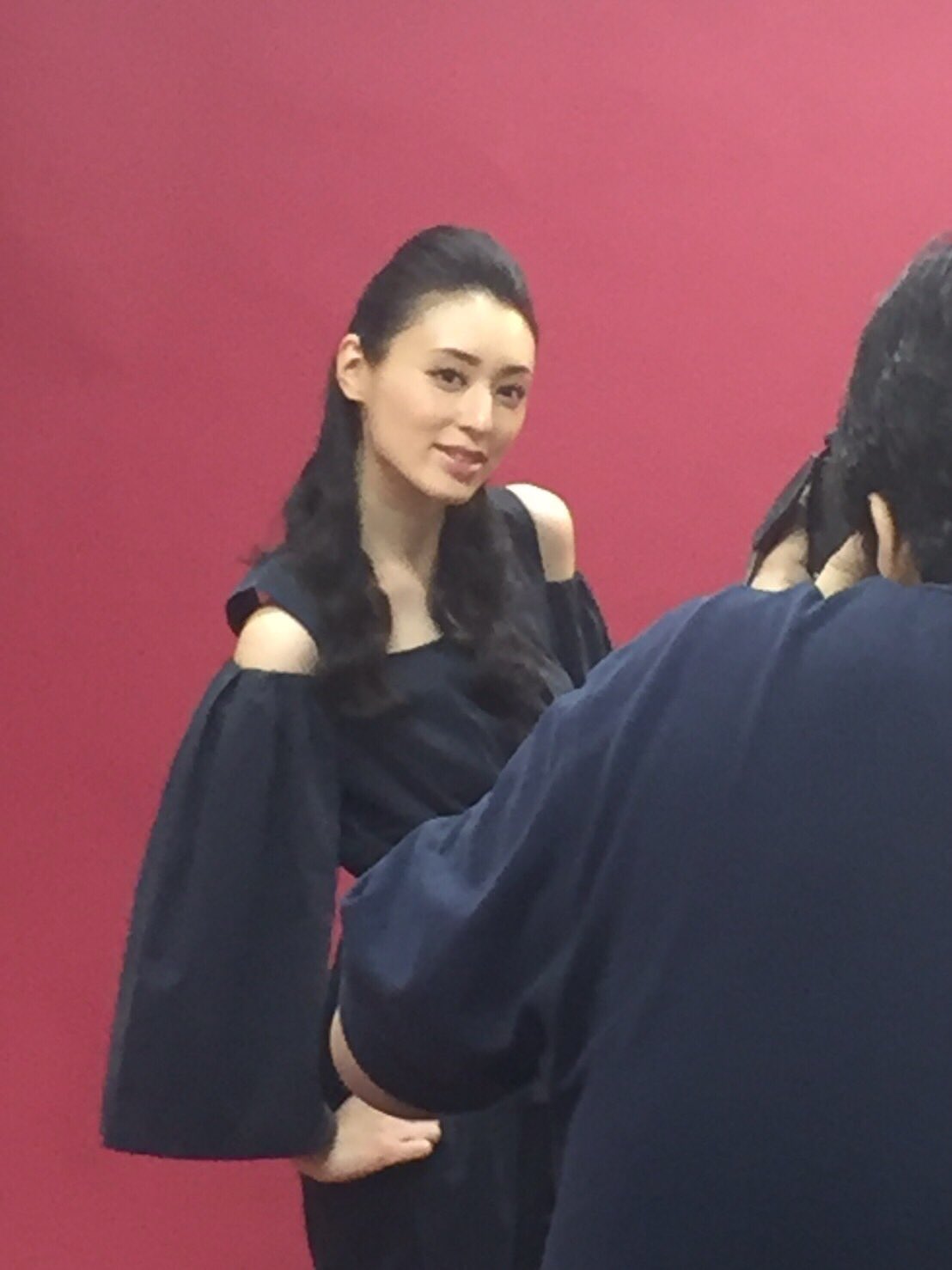 不機嫌な果実 ドラマ公式アカウント No Twitter 今日は栗山千明さんの雑誌インタビューでした セクシーな肩だしファッションで撮影しました テレビ朝日 不機嫌な果実 栗山千明 T Co P9mjxea3ce Twitter