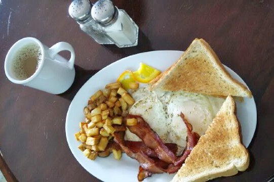 caffemonteAB's tweet photo. No better way to start a morning. Come to Sam's Bistro at 702 41 Ave NE. #samsbistro #caffemonte #calgarycoffee https://t.co/MlDjDwksmu