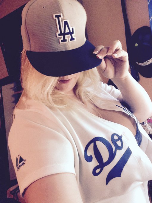 Happy #OpeningDay everyone! #BBW #plumper #38g #bigboobs #bbwmodel https://t.co/PeOAgRnApe<a href="/tag/openingday"class="tags">#OpeningDay</a><a href="/tag/bbw"class="tags">#BBW</a><a href="/tag/plumper"class="tags">#plumper</a><a href="/tag/38g"class="tags">#38g</a><a href="/tag/bigboobs"class="tags"><span>#bigboobs</span></a><a href="/tag/bbwmodel"class="tags"><span>#bbwmodel</span></a>