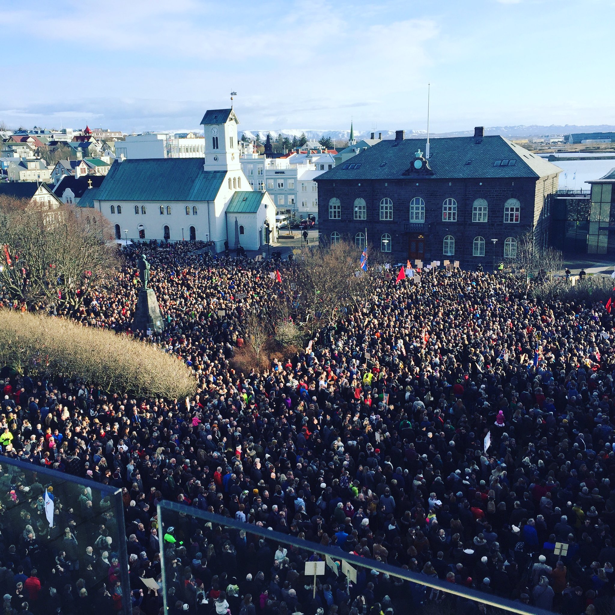 CfN3aVvWIAI_lJd.jpg:large