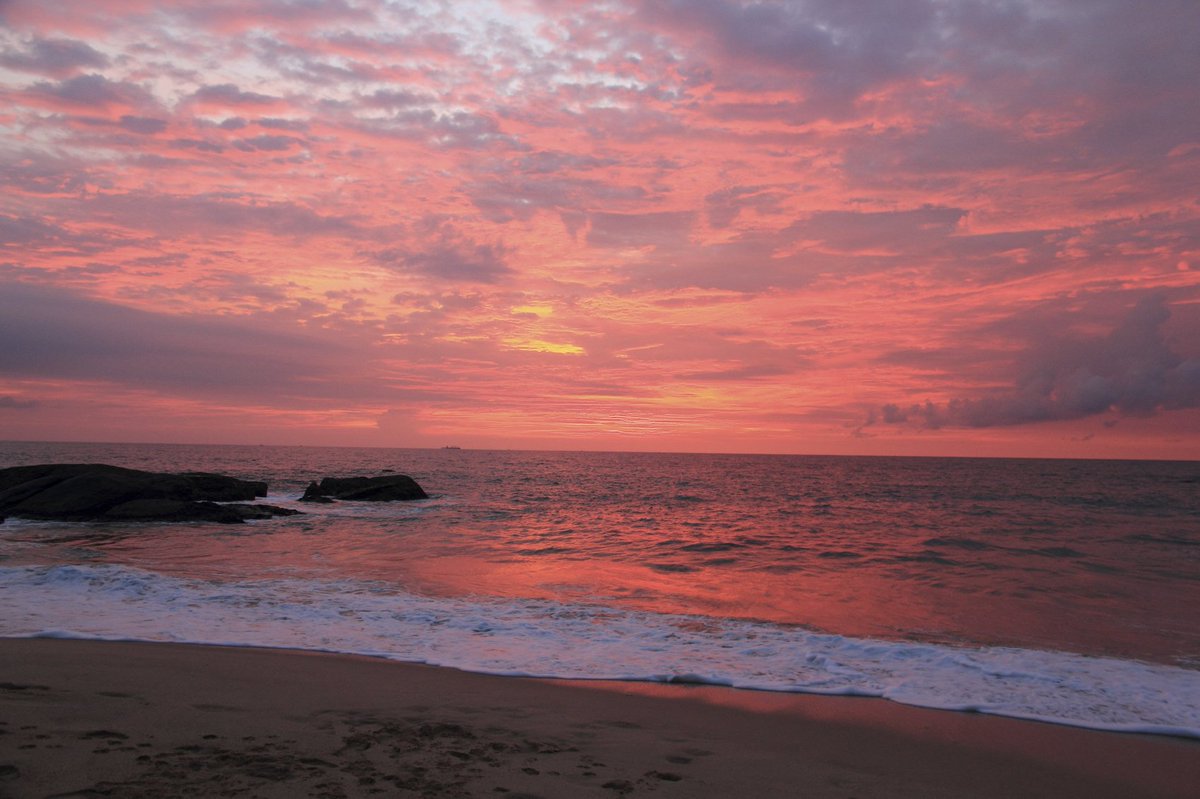 SmoothBreakfast's tweet image. Manic Monday? Slow down now with The Smooth Sanctuary at Seven on smoothradio.com