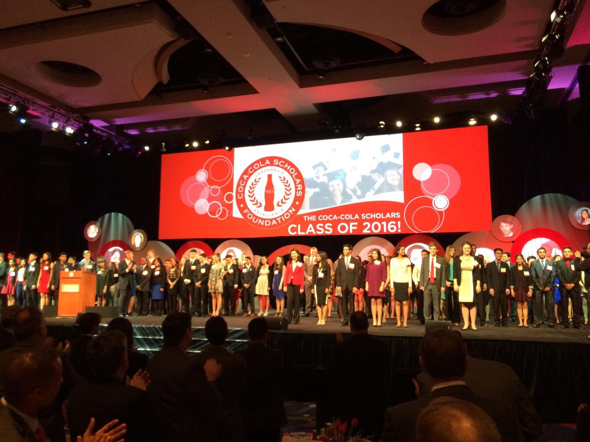 karenlynn99's tweet photo. All I can say is thank you. So blessed to have met a group of 150 scholars I can now call my family. #CCSW2016 https://t.co/Ktsyi58OlS