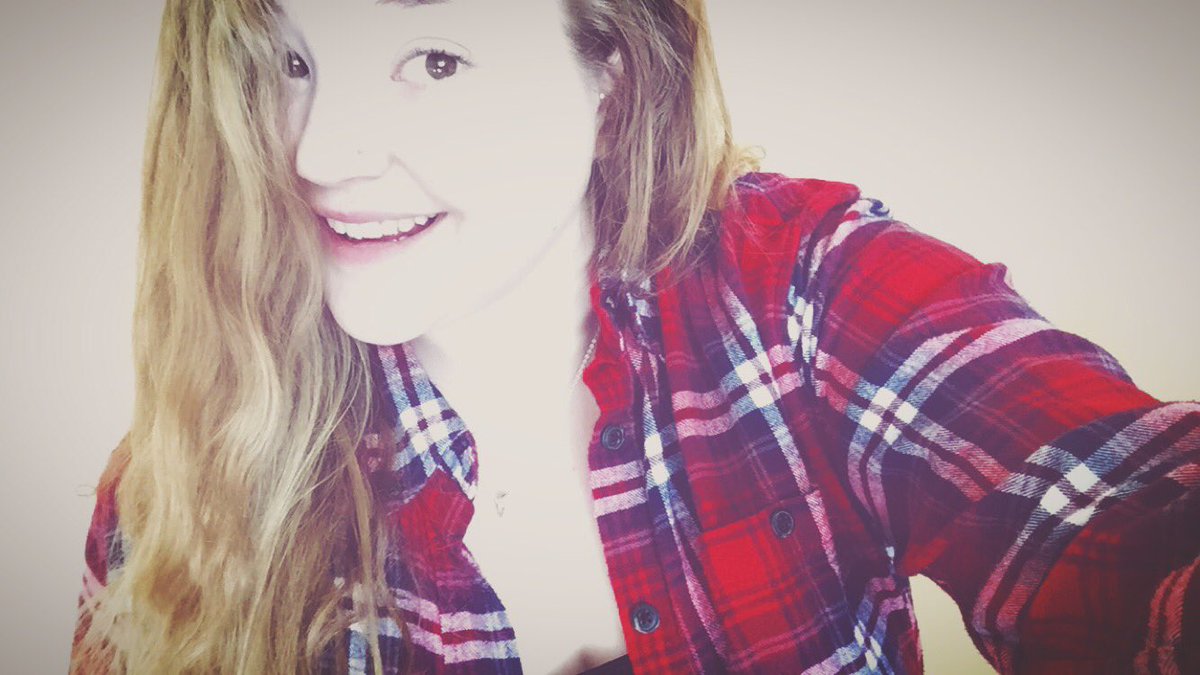 aubrey hoffmeister ✨ (@aubrey_elena) on Twitter photo 