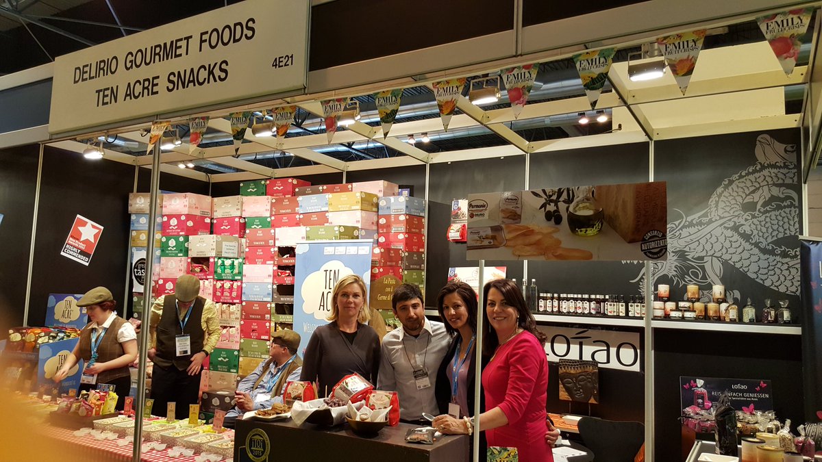 Fineslink's tweet photo. #Fineslink con #FinnSnack en el #SalonDeGourmets con #Delirio #gourmets @alefeldman @Canelayjazmin https://t.co/9210a5E6Zp