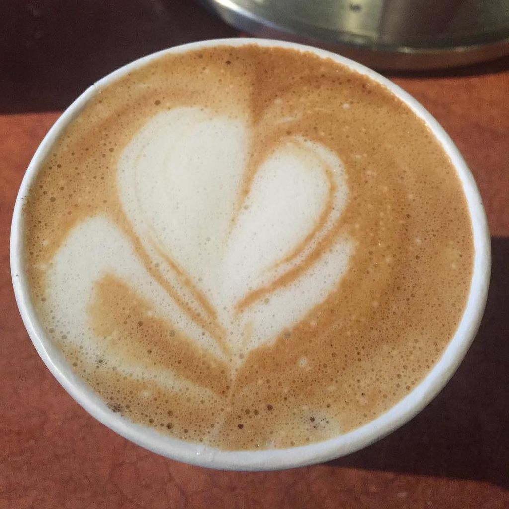 MamasGuide's tweet photo. Happy Monday!!! Feeling the love at #cafebello in #glenpark this morning. https://t.co/HRErimI2UT https://t.co/fXWwr5OBSi