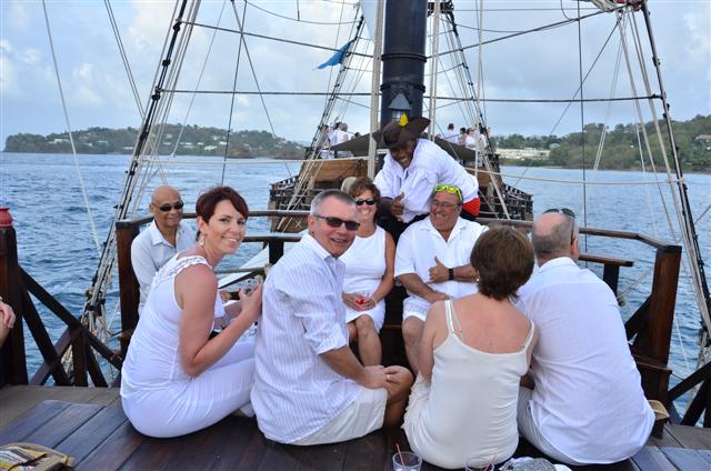 Michael_WJames's tweet photo. Pirate All white sunset cruise Reunion Week #NoWorryMoment https://t.co/gp2Ye19A3i
