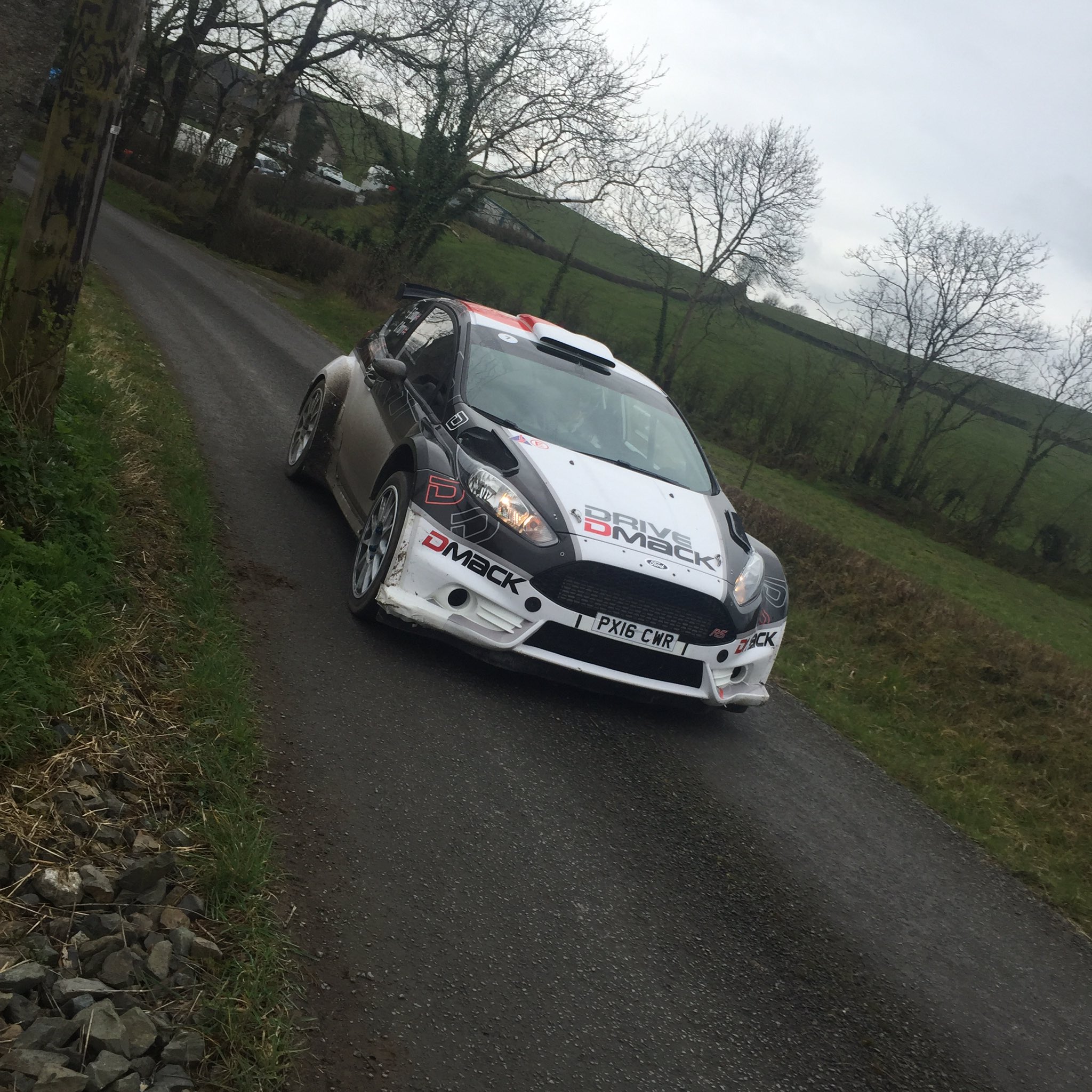 Circuito de Irlanda 2016 ERC CfNIsOrW4AA3VJ-