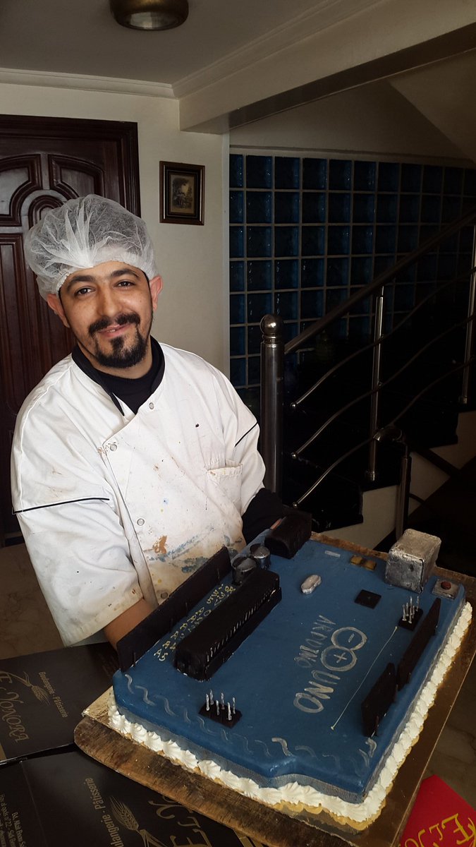 abouch_yassine's tweet photo. Arduino Cake #arduinoD16 at #fablab_casablanca https://t.co/0LL6BZEQjz
