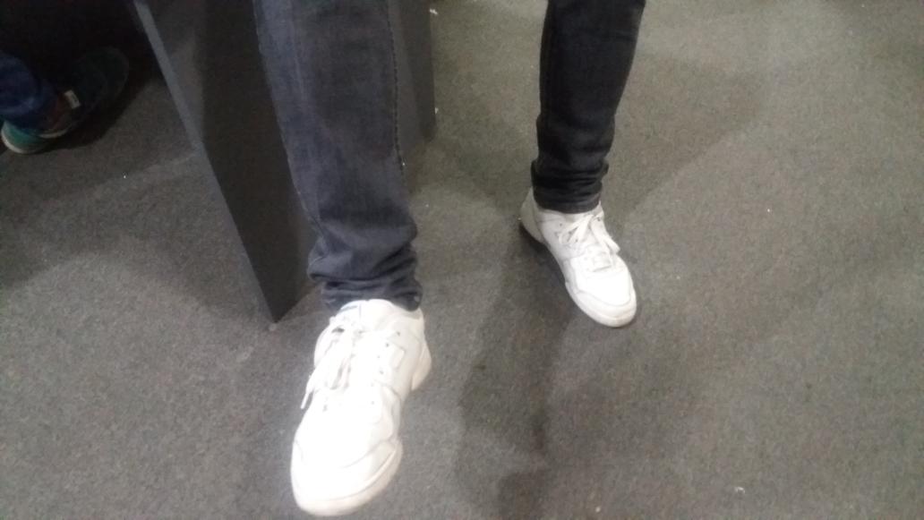 juan_restanz's tweet photo. #voyconzapatillas https://t.co/BfaZNwaKiY