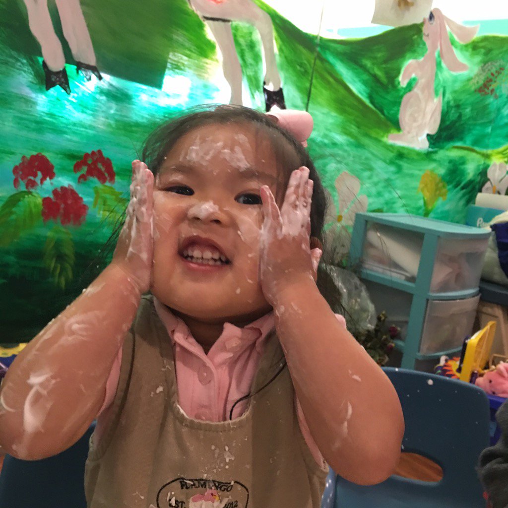 Flamingotexas's tweet photo. My morning shave! five o'clock shadow. #SimpleLittleJoys #earlychildhood #childlearn https://t.co/7hxvpwuebU