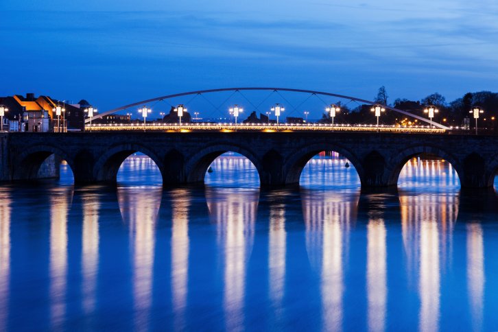 ESRA_Society's tweet photo. Visit #Maastricht and discover this beautiful city during your trip for #ESRA2016 https://t.co/JTvH2BMRzW https://t.co/YIYx1LhkCB