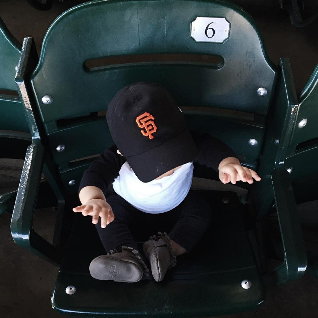jetsam's tweet photo. His first #OpeningDay! #EvenYear #SFGiants #WeAreSF #CapsOn #AmazingGrayson https://t.co/vBOt1tgdUg