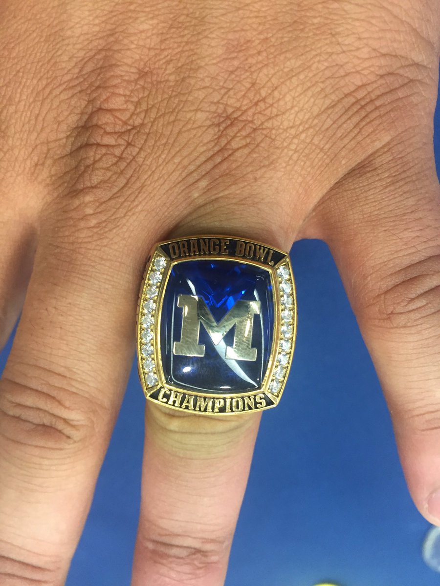 tncuniversity's tweet photo. 16 years later #MichiganSpringGame #OrangeBowlChamps @UMich @umichfootball #BeatBama https://t.co/fY5sHuNhzn