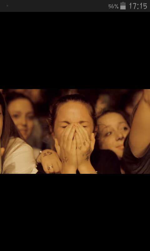 411ff4de1cfc486's tweet photo. Non mi vergogno di piangere per le tue poesie.❤ @MattiaBriga https://t.co/TXfOg6adKy
