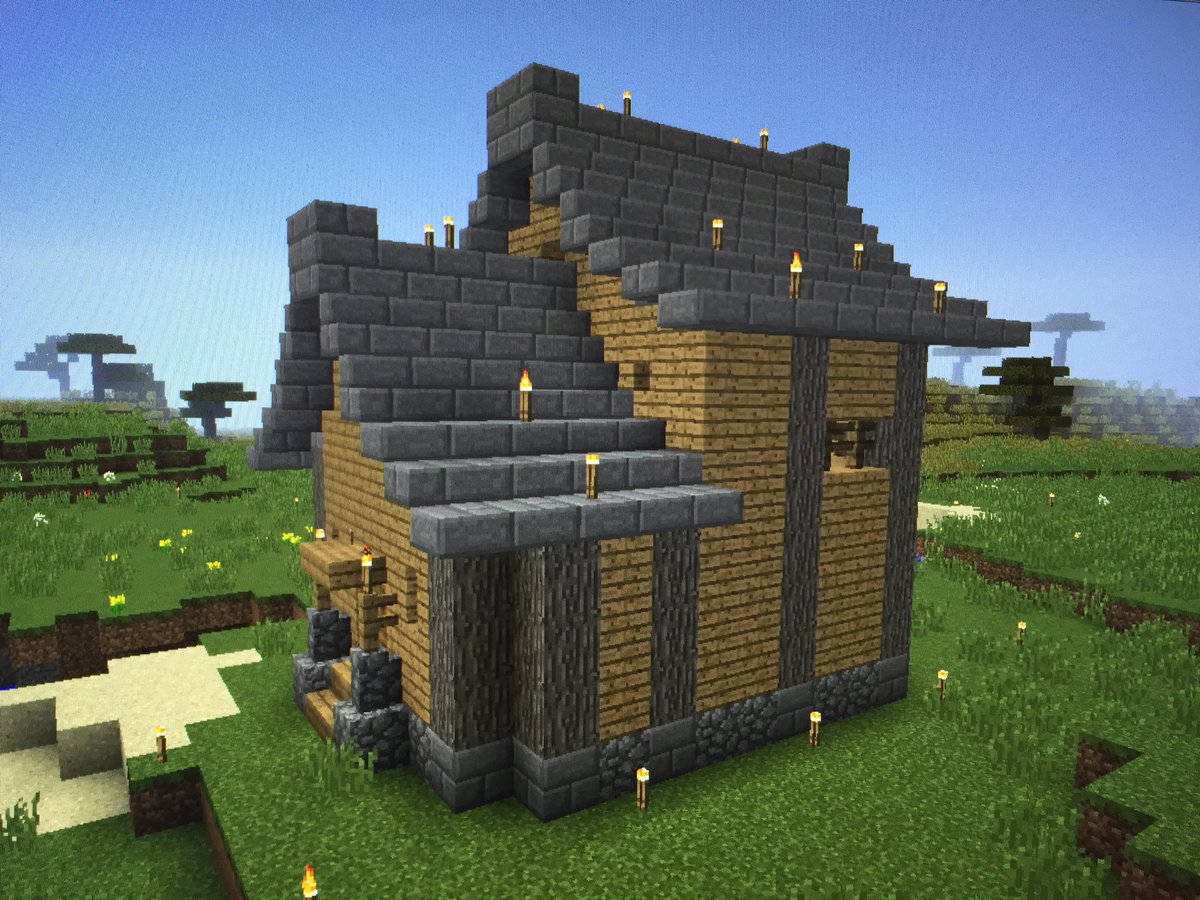 久々にマイクラやりました。シングルでサバイバル。

仮拠点完成。本拠点を建てたら倉庫にする予定。(二階が居住スペース