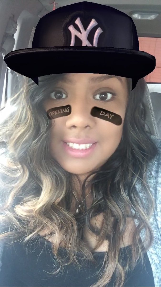 cinnnxG's tweet photo. #CapsOn https://t.co/Hy3G5U36XM