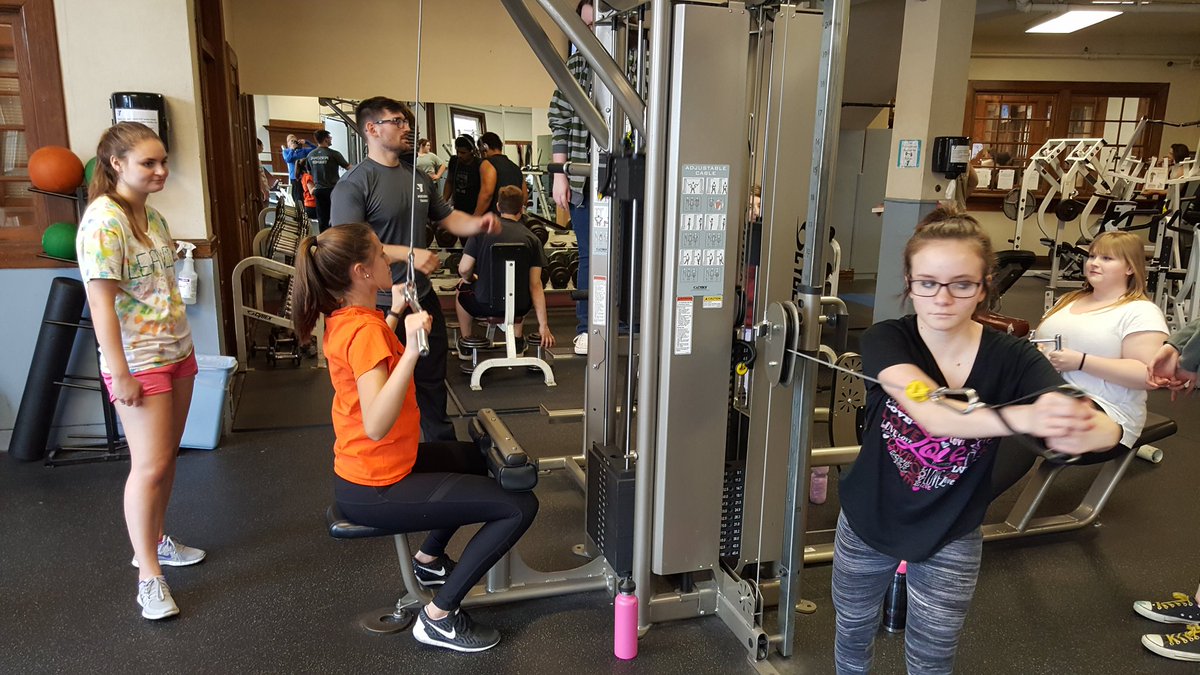 LeavittPhysEd's tweet photo. @LeavittPhysEd  Gettin' fit @AuburnLewistonY https://t.co/3H7xkqcSZp