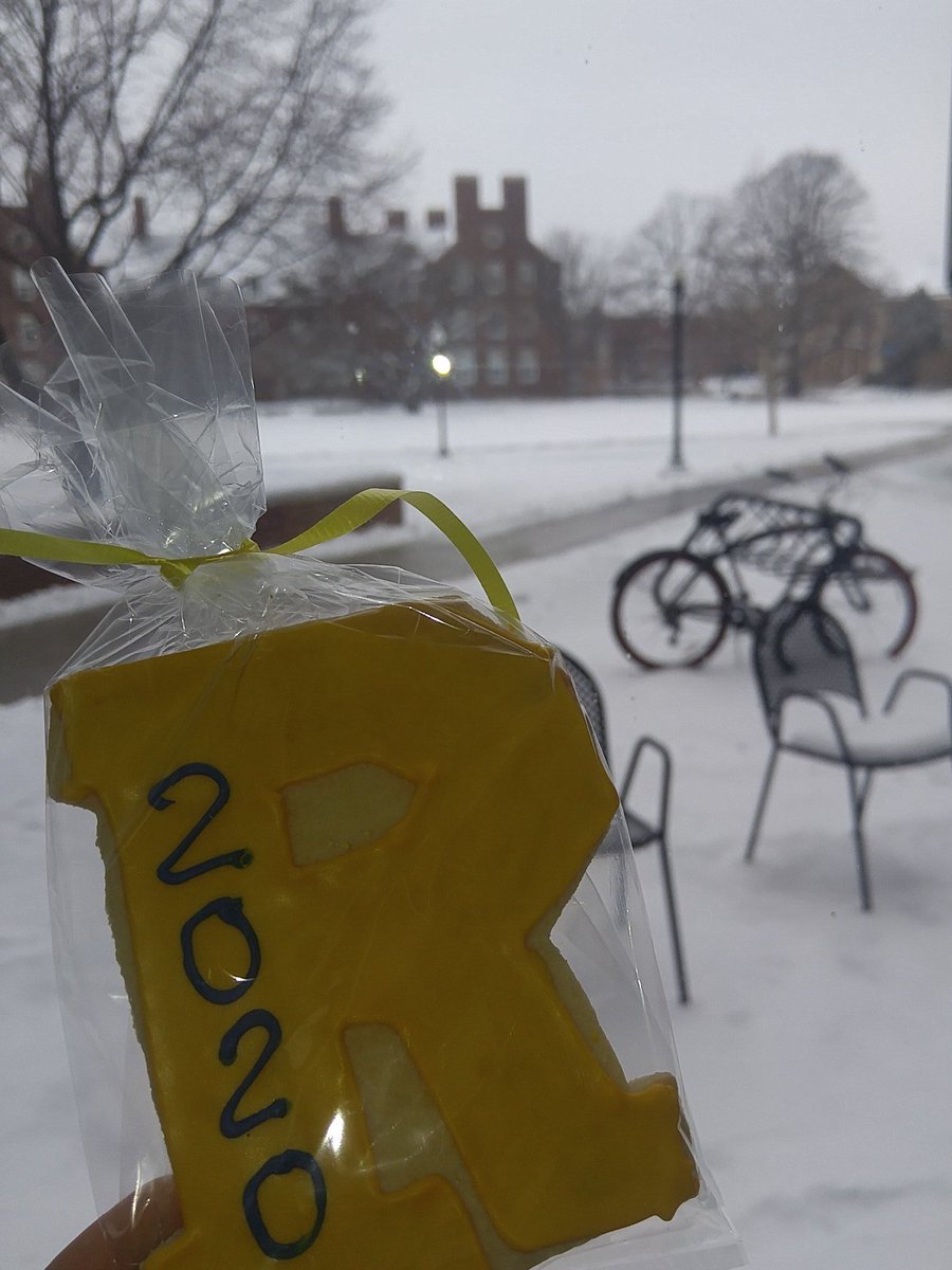 jinx4short's tweet photo. Stay warm during yoUR 2020 Experience! #UR2020 https://t.co/pm2bS1K1qa