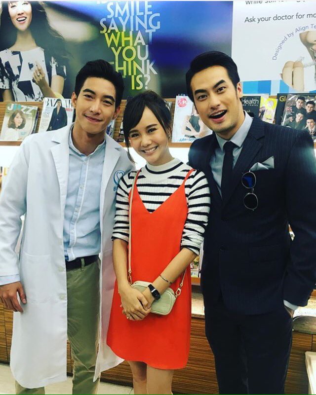 ToeyJarinufo's tweet photo. หมอศรัณย์มาเยี่ยม #กามเทพหรรษา #cupidtheseries 👼🏼 (ig:maenalinthon,thapsamut,broadcastthaitv) https://t.co/zKz6WkPdUX