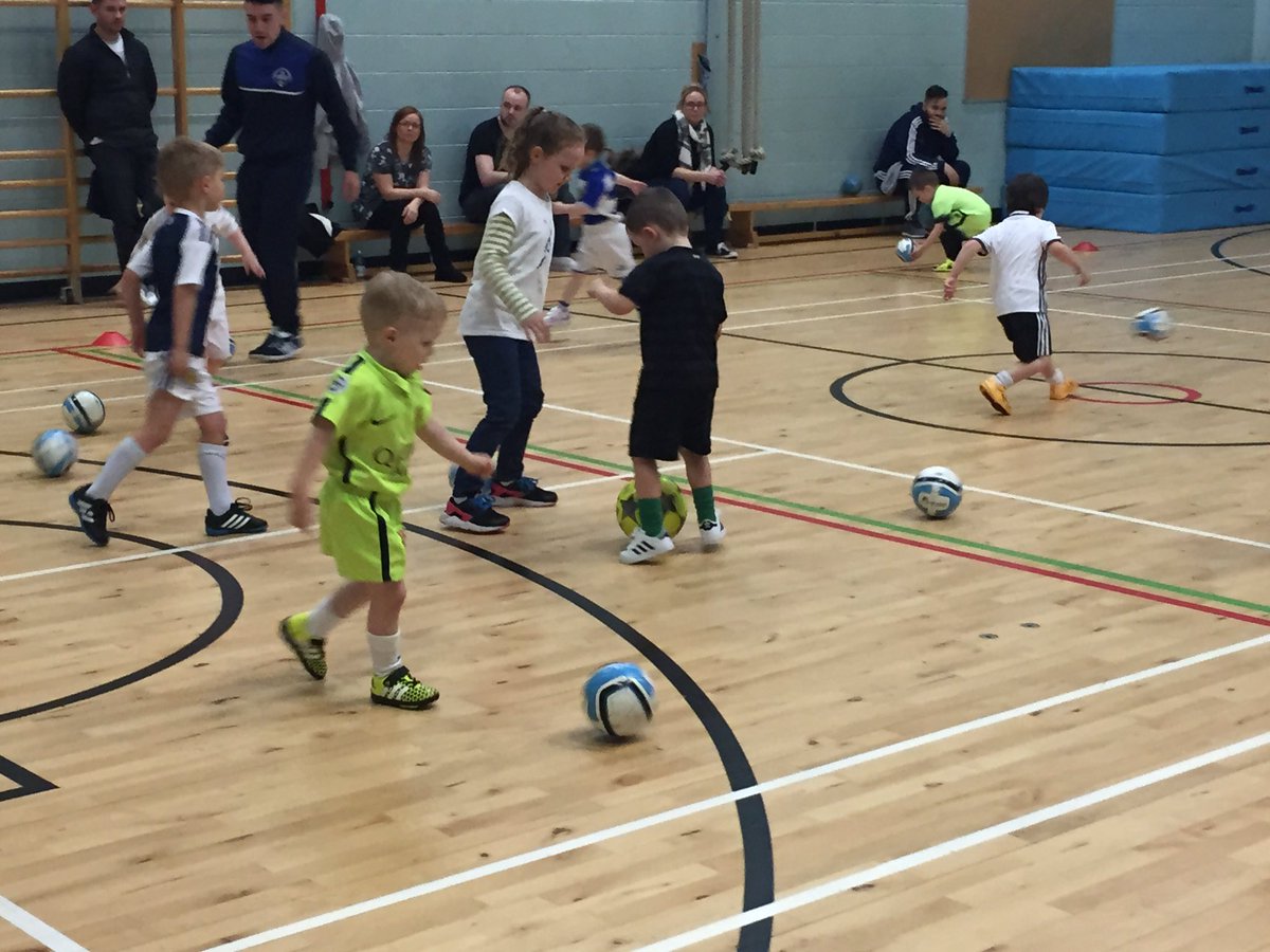 MortonCommunity's tweet photo. Great 1st day of Easter Camp. Remember you can register at the venue each day #EasterCamp2016 ⚽️ https://t.co/6wuC5QlKuX