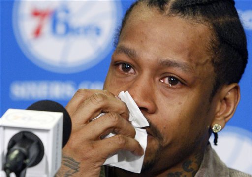 AP_Sports's tweet photo. Iverson, O'Neal, Izzo and Yao lead group inducted into @Hoophall of Fame https://t.co/WNgBgzmR33 @kristieAP https://t.co/n85qyIuqeV