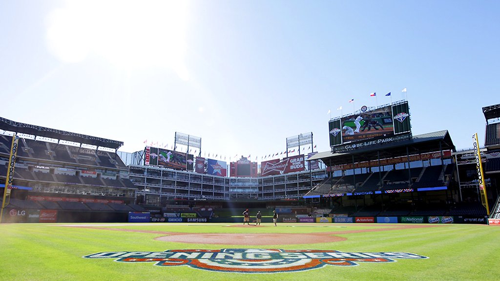 MLB's tweet photo. The eyes of baseball are upon you. #OpeningDay https://t.co/VYJ1YaxewN