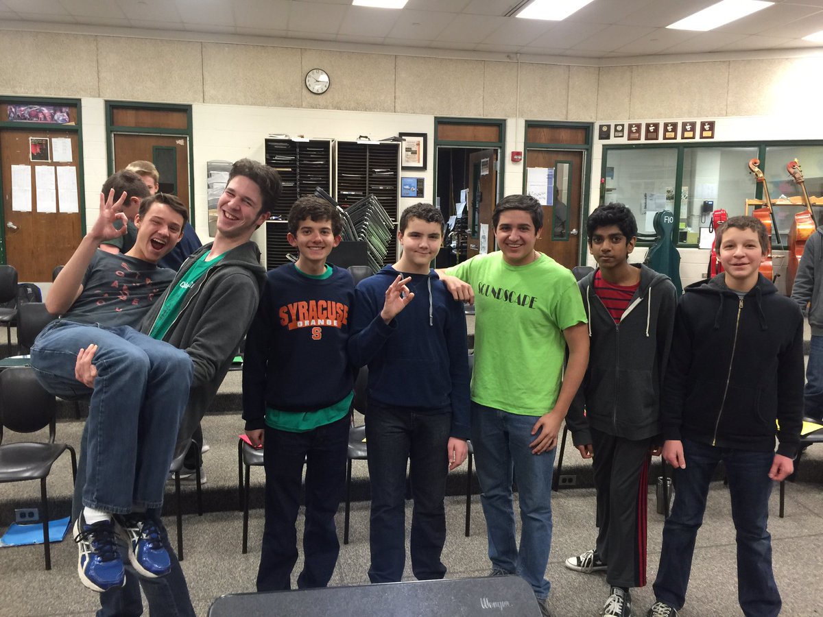 FremdMac's tweet photo. Tomorrow is our next show! Come see us at 7 o'clock! Our first year members really want you to stop on by! https://t.co/MOleka6AoL