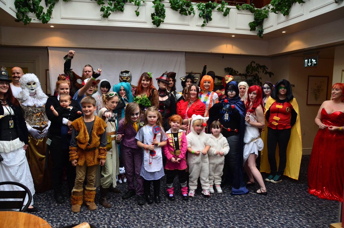 Wyntercon cosplayers 2015