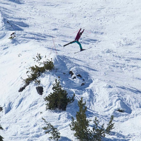 IFSAfreeriders's tweet photo. Congrats to this week's Rip It! Shoot It! Share It! winner, Elena Silverman, who took 2nd at @MtRoseSkiTahoe #IFSA16 https://t.co/znpEIAZiL1