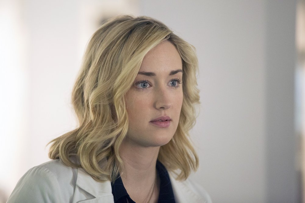 Variety's tweet photo. Exclusive @NBCBlindspot sneak peek: Patterson (@TheVulcanSalute) struggles with the past: https://t.co/2npWWxoey2 https://t.co/yLnzOPFBvr