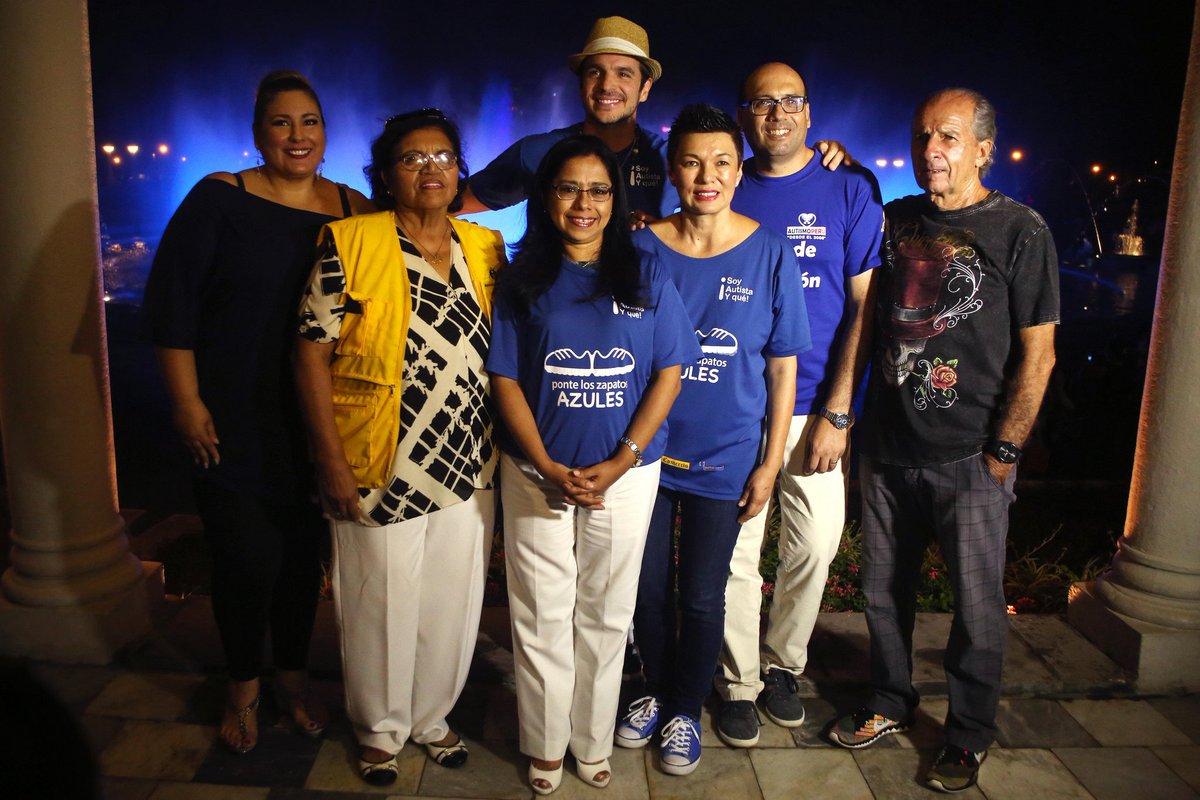 MimpPeru's tweet photo. Revive los momentos más lindos de #LuzAzul2016, en el Día Mundial del Autismo https://t.co/8f2BznwCMl https://t.co/JKwTlpiySQ