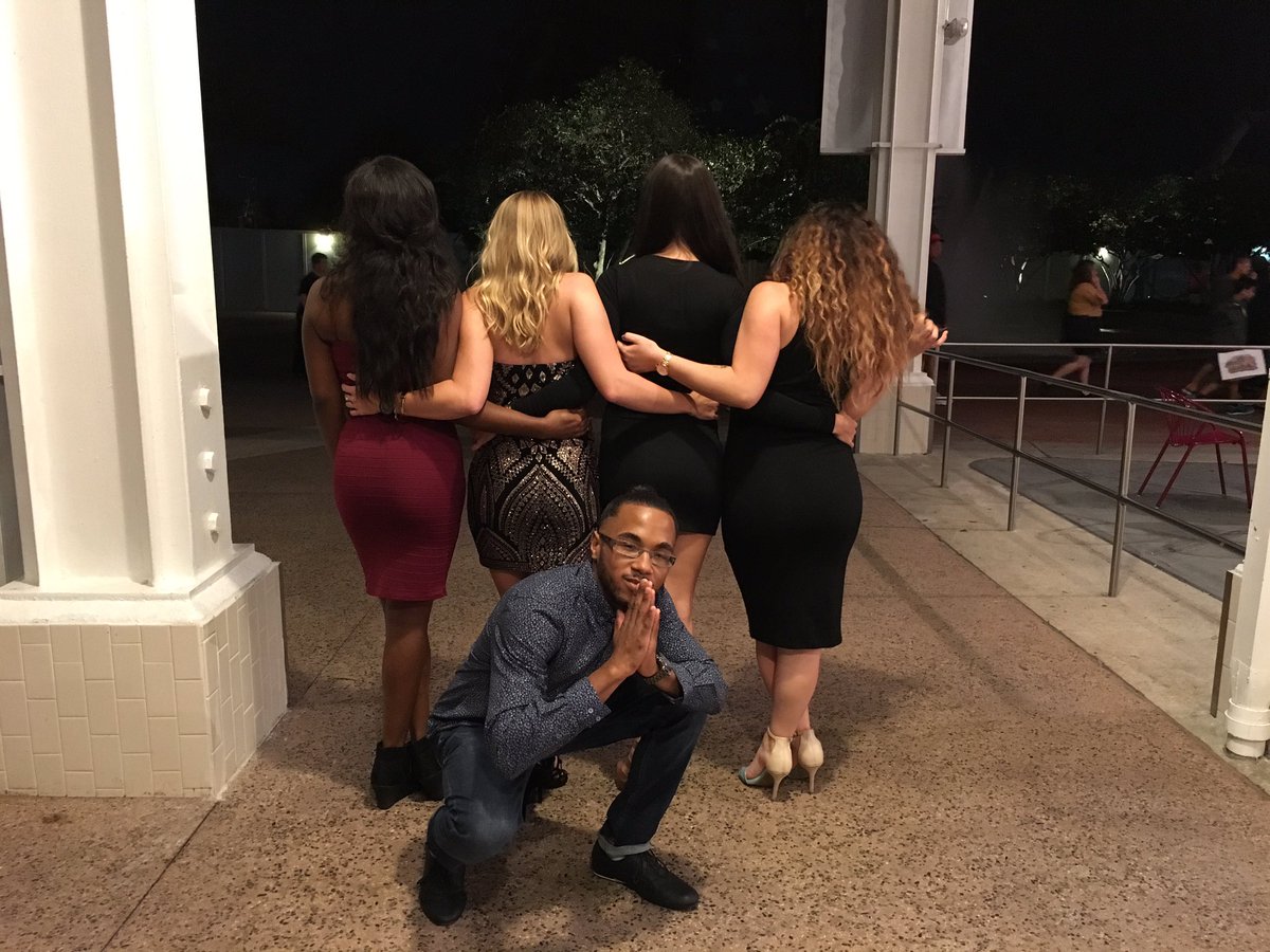 Victoria_xleto's tweet photo. I'm the one who got the bitches in the club popping off https://t.co/Rb03fa0NoP