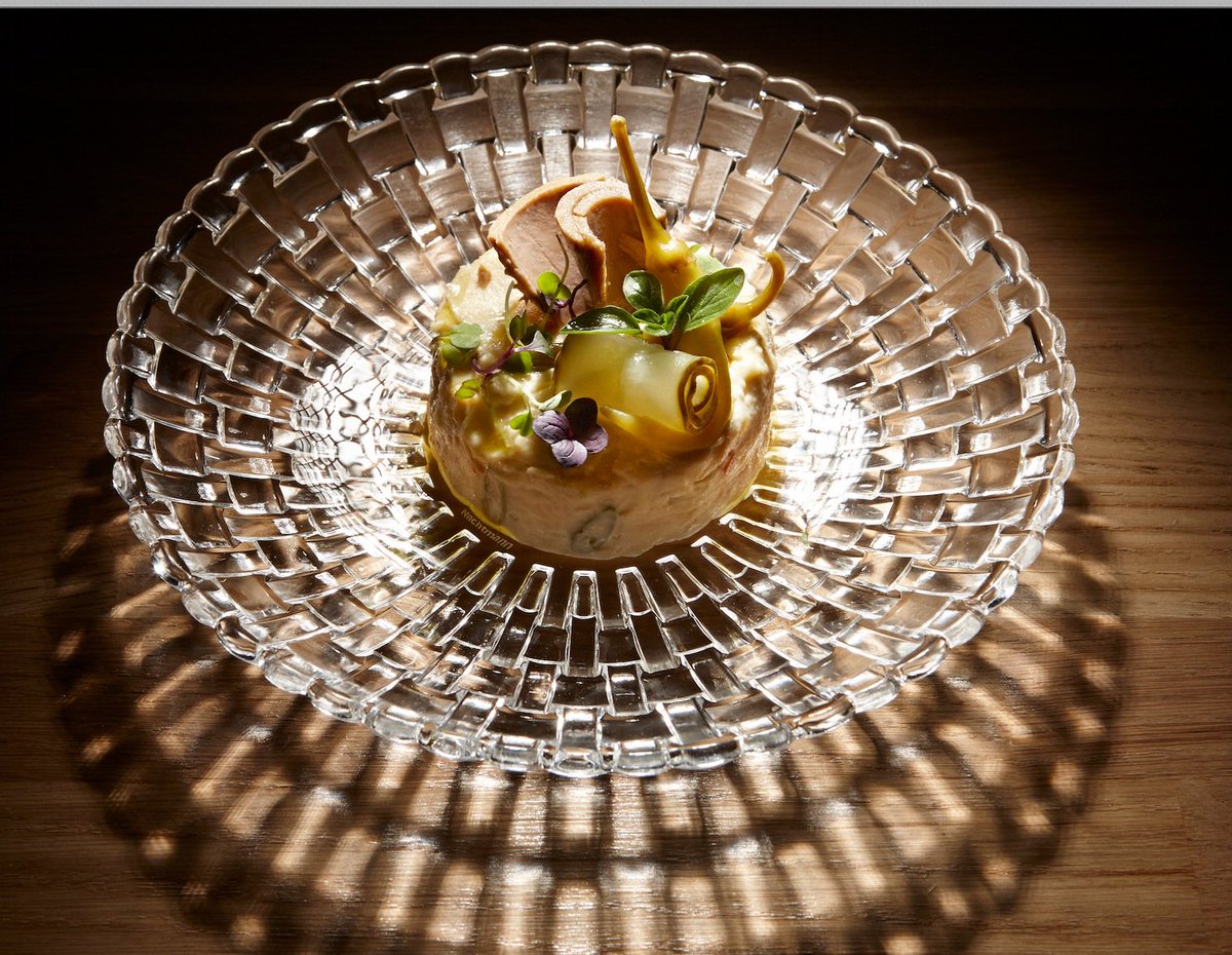 está ensaladilla os está esperando en #tabernaymedia y ahí lo dejo <a href="/javier_munarriz/">Javier Munárriz</a> <a href="/GuillermoRguez/">Guillermo V. Rguez</a> @qnmldconqueso