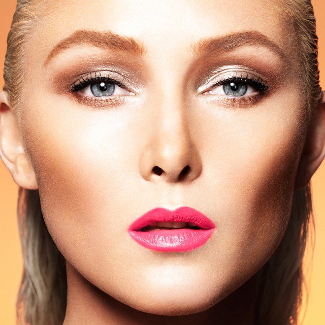 DLMBeauty's tweet photo. True #makeup #talent @MrMaxMay
https://t.co/drjzxndIrx
#AndrewFearman #photo
#AmyFinlayson #model
#MaxMay #MU https://t.co/BjEgQxadXG