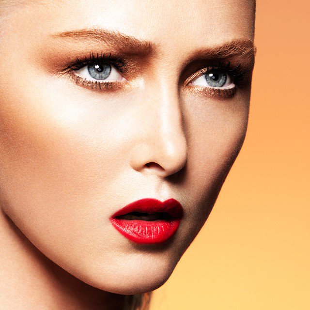 DLMBeauty's tweet photo. True #makeup #talent @MrMaxMay
https://t.co/drjzxndIrx
#AndrewFearman #photo
#AmyFinlayson #model
#MaxMay #MU https://t.co/BjEgQxadXG