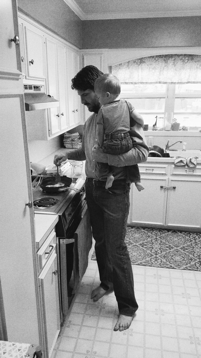 MizBingham's tweet photo. my Favorite One, @TexasVineGuy  teaching the #tinyTexan how to be a man #realMencookeggs #LBK https://t.co/OqFrMopdyu